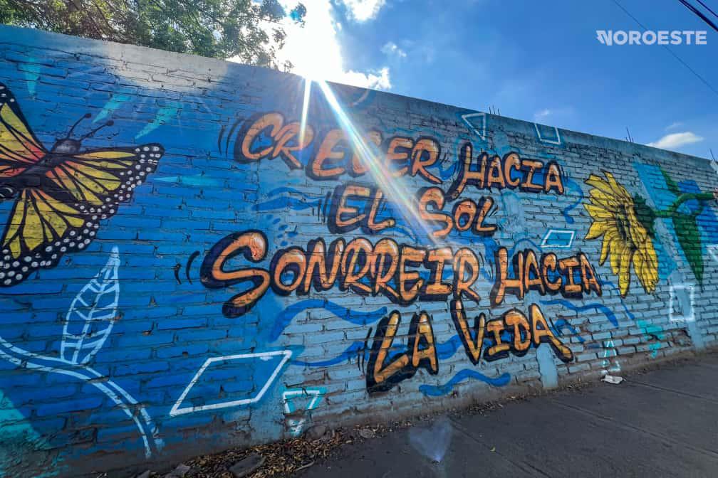 $!Murales transforman calles de la colonia La Costerita, en Culiacán