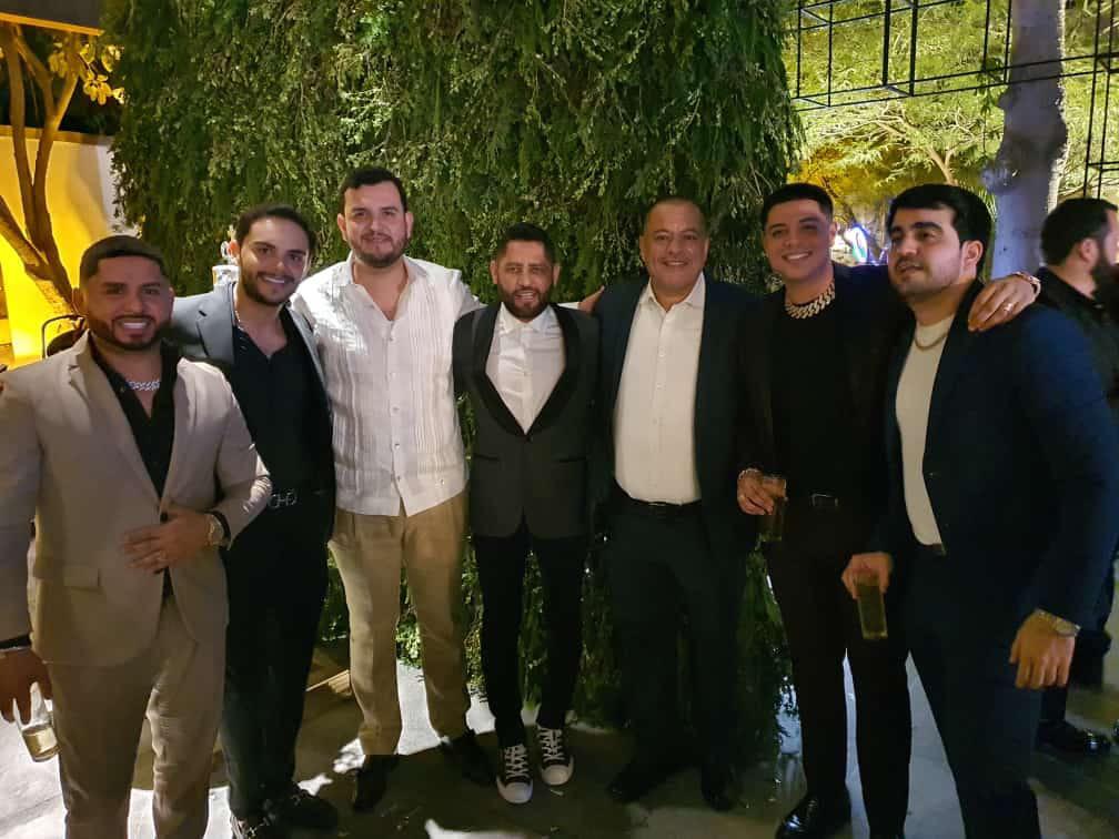 $!Diversas estrellas del regional mexicano se dan cita a la doble celebración.