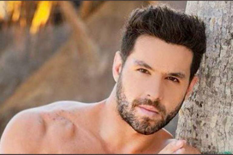 Eleazar Gómez pagará en abonos a Tefi Valenzuela