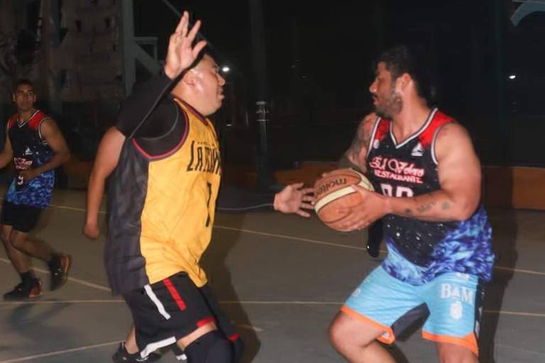 Restaurante El Velero demuestra calidad en Baloncesto de Casa Hogar