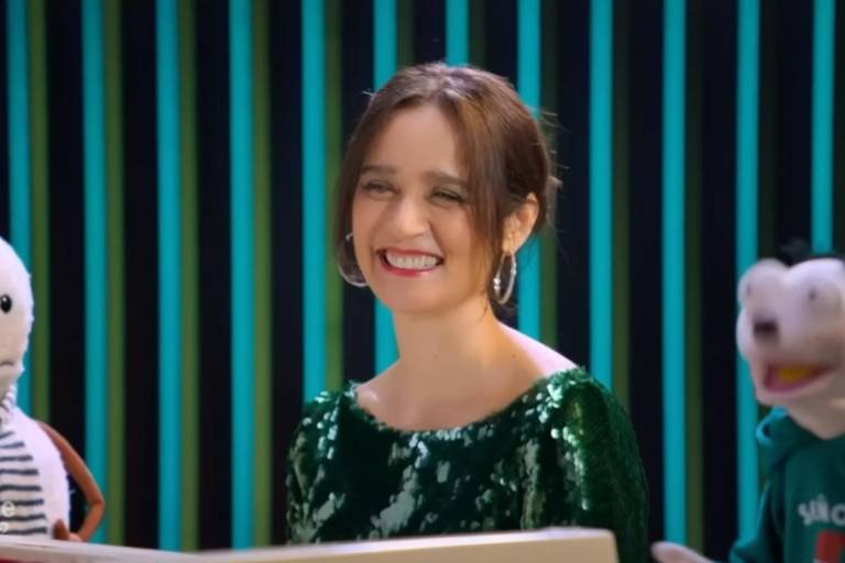 Lanzan tráiler de ‘Calurosa Navidad, La Película’ con Julieta Venegas como invitada