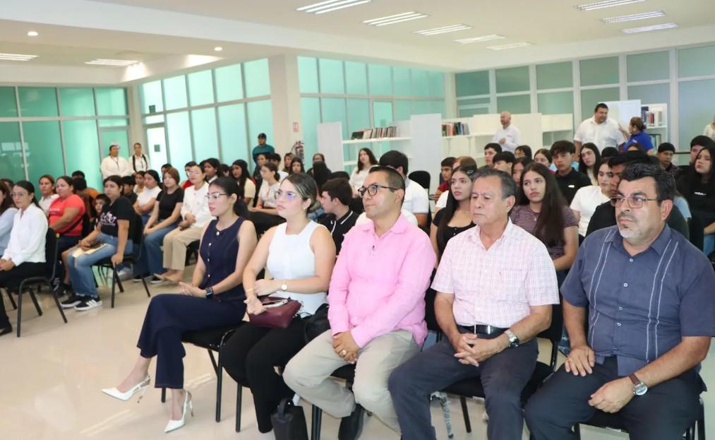 $!La UPMYS hace historia; abre sus puertas al bachillerato