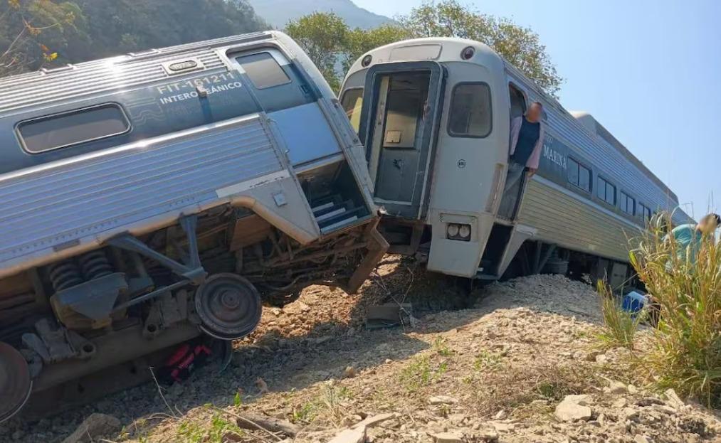 $!Familiares de víctimas de accidente en Tren Interoceánico recibirán un apoyo de $30 mil, anunció Claudia Sheinbaum