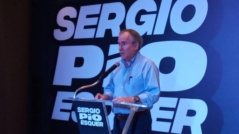 El empresario Sergio Esquer Peiro organizó un evento en el Hotel Lucerna, en Culiacán.