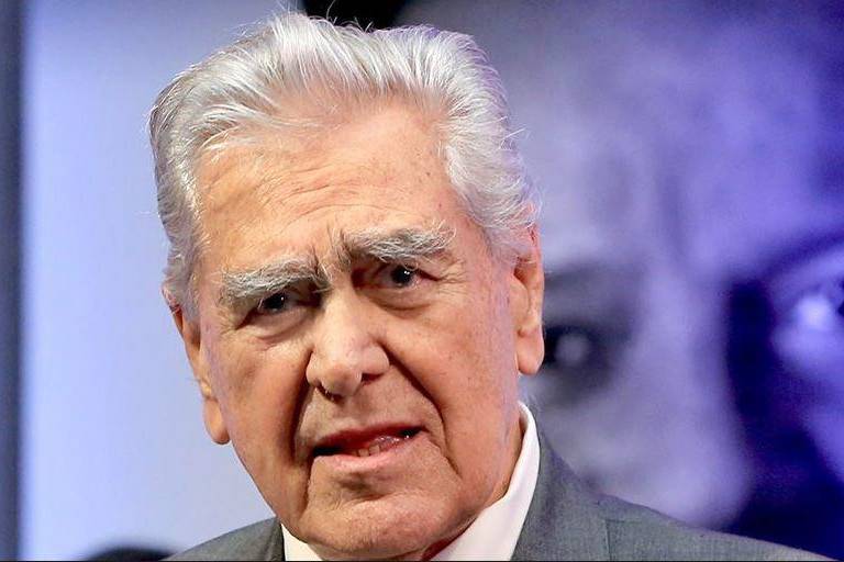 Una caída lleva a Eric del Castillo al hospital