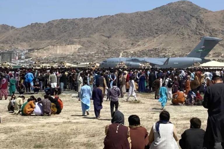 México inicia proceso para admitir solicitudes de refugio de afganos, anuncia Ebrard