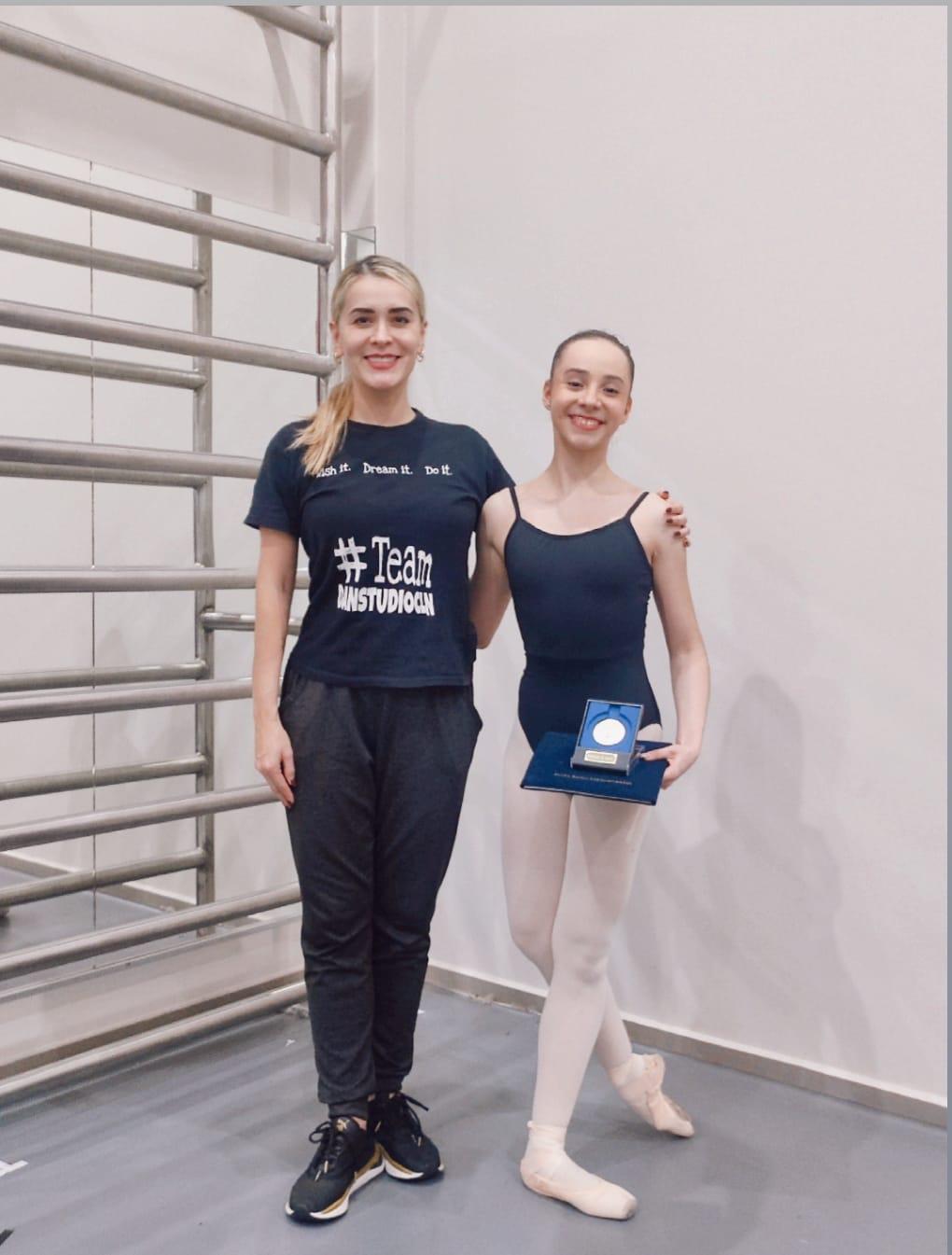 $!Claudia Bandín, coreógrafa y maestra de Aby Loaiza.