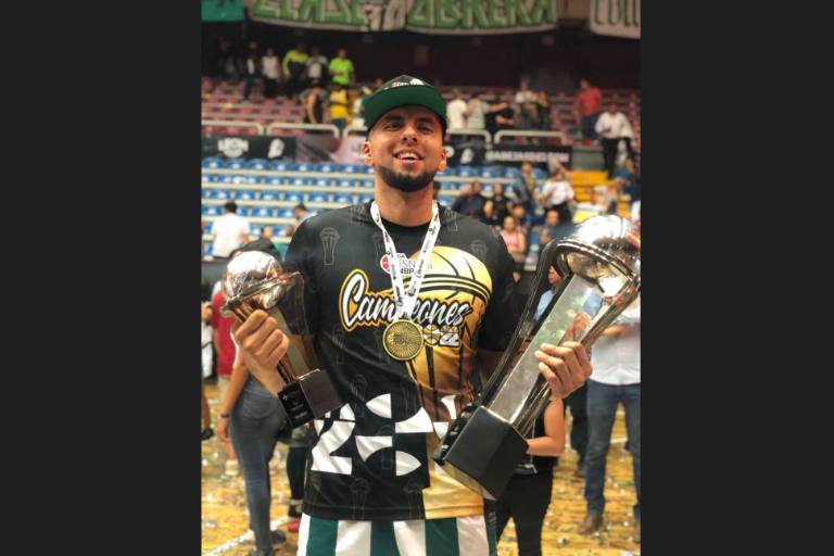 Sinaloense Miguel Martínez conquista campeonato LNBP