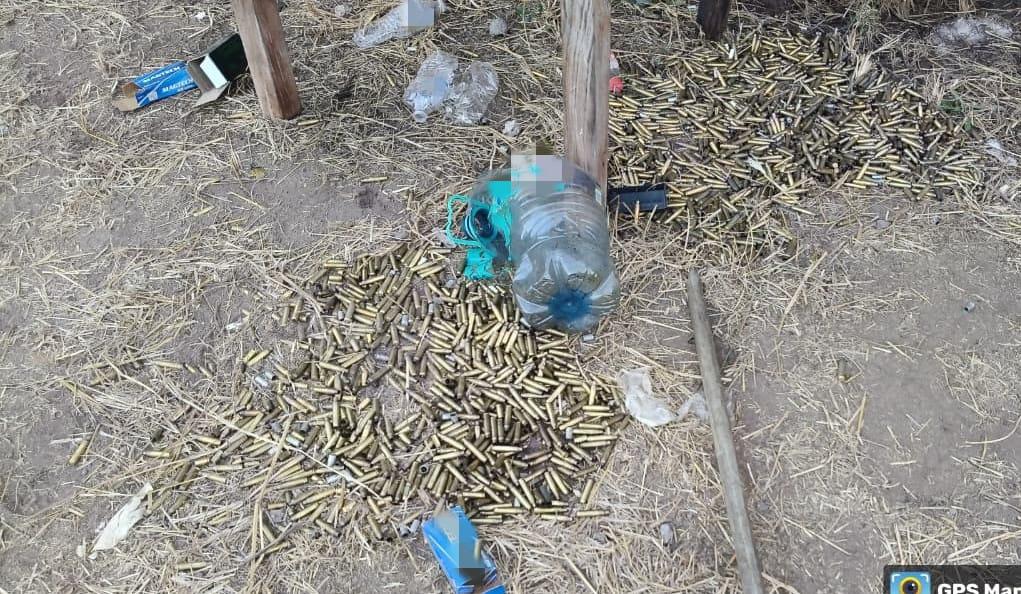 $!Marina localiza y destruye centro de adiestramiento de la delincuencia organizada en el Ejido Ojo de Agua II, en El Rosario