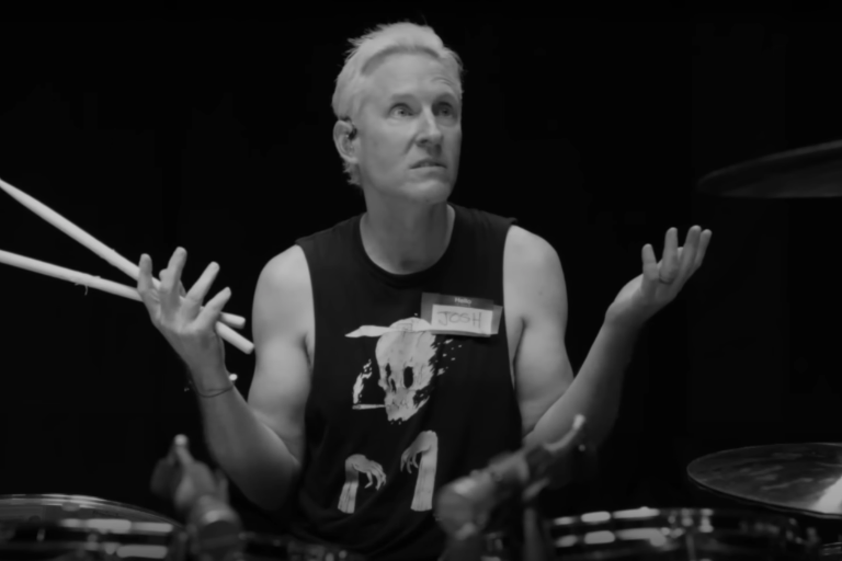 Presenta Foo Fighters a Josh Freese como su nuevo baterista tras la muerte de Taylor Hawkins