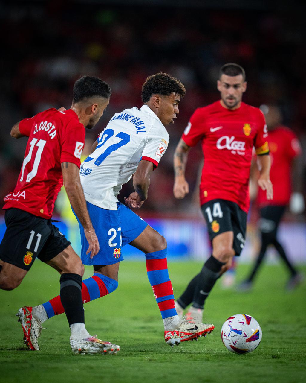 $!El Mallorca de Javier Agurre frena al Barcelona, al arrancarle un empate