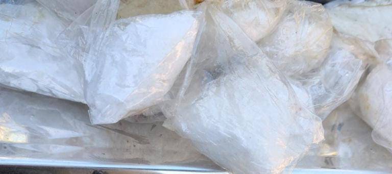 Aseguran en Culiacán cristal oculto en un radiador automotriz