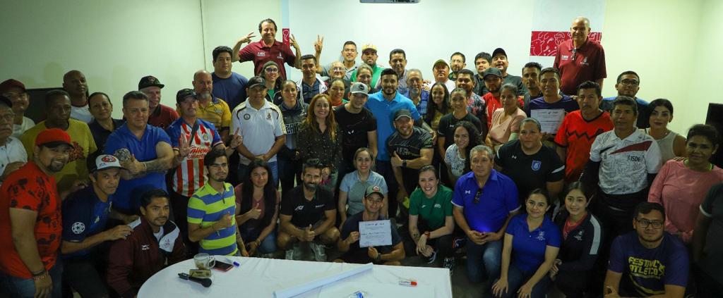 $!Concluye capacitación internacional a entrenadores