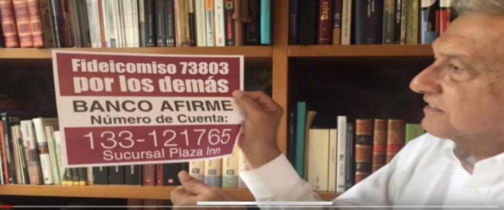 $!Imagen de un video de 2017 en el que López Obrador invitaba a depositar dinero al fideicomiso creado por Morena para los damnificados del sismo.