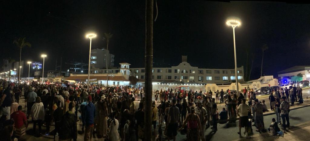 $!Mazatlán vivió el sábado una noche de alcohol y fiesta