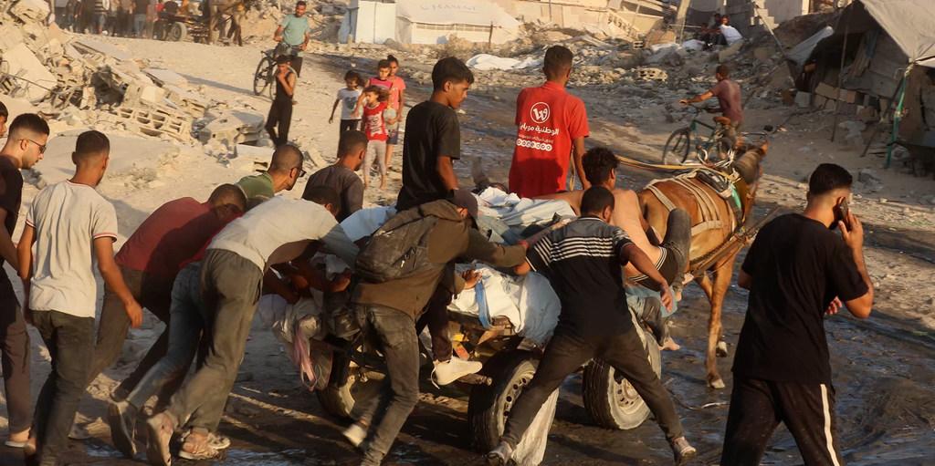 $!Entre el fuego y el hambre, las mujeres de Gaza se enfrentan a la muerte en busca de alimentos