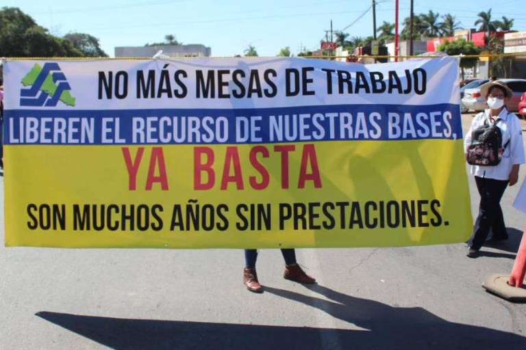 En febrero se asignarán 400 plazas al personal de salud de Sinaloa, dice Melesio Cuén