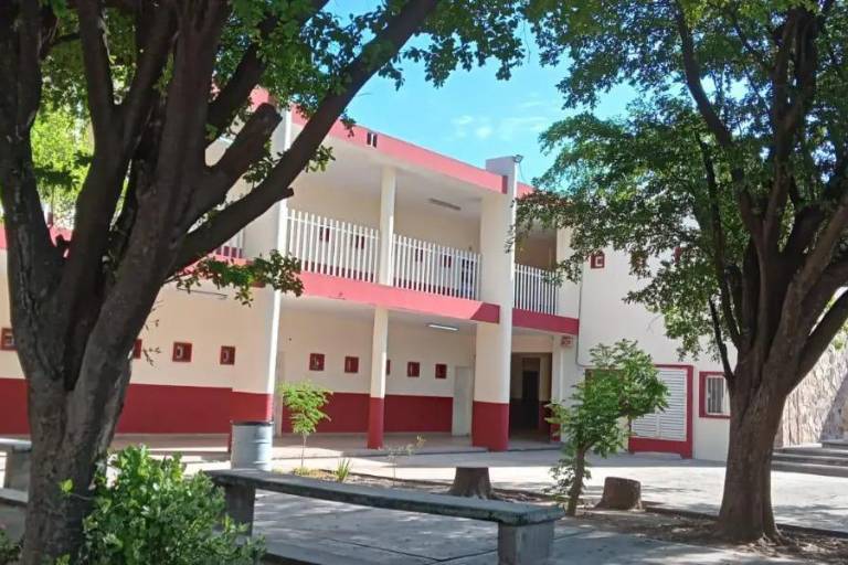 En Villa Juárez, Navolato, 16 escuelas no pudieron tomar clases presenciales por la violencia de este martes