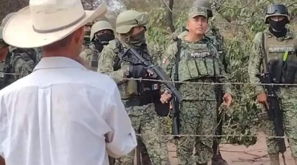$!Militares y campesinos se enfrentan en Sierra de Chiapas, donde Cártel de Sinaloa y CJNG se disputan territorio