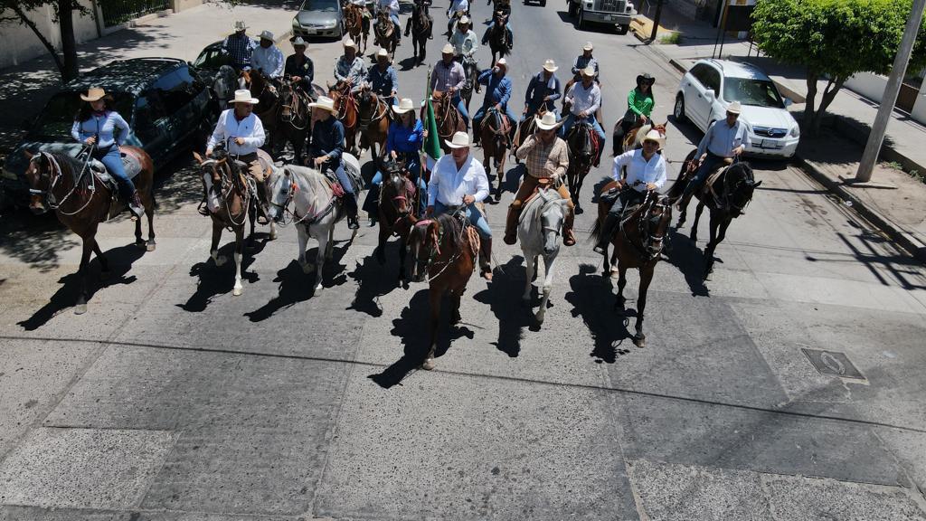 $!Cabalgan por el 120 Aniversario de Los Mochis