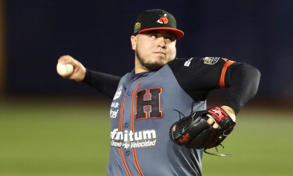 $!Explota la ofensiva naranja y Hermosillo se queda con la serie en Monterrey