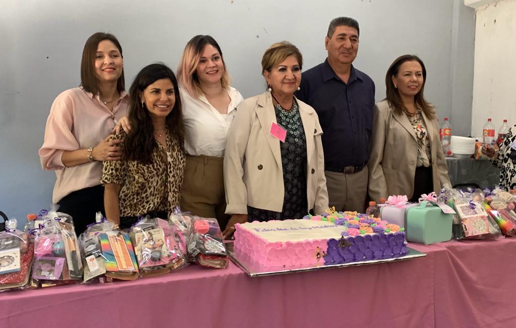 $!Celebra Semujeres a mamás en Centro Penitenciario de Aguaruto