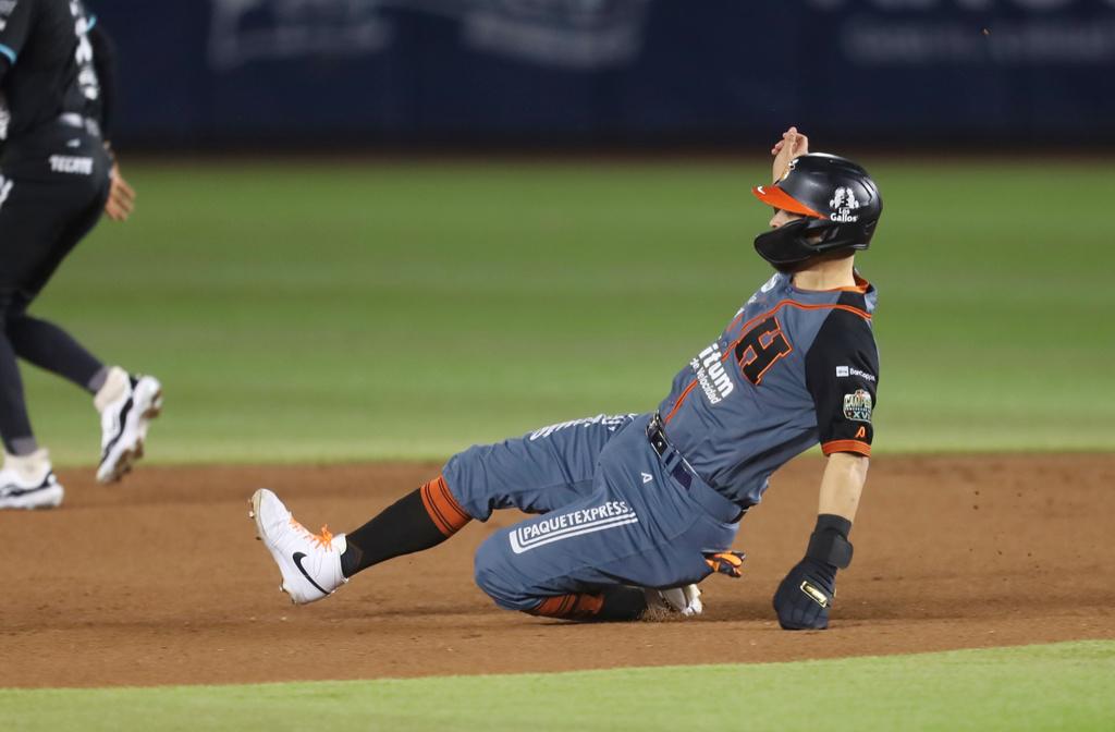 $!Explota la ofensiva naranja y Hermosillo se queda con la serie en Monterrey