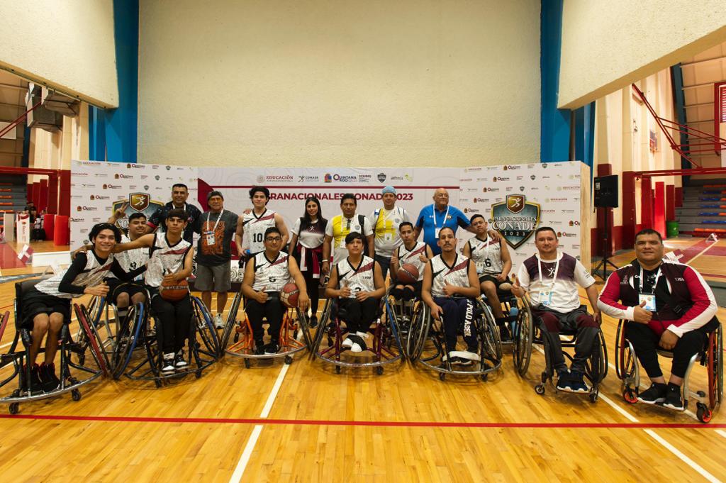 $!Logra Sinaloa par de victorias en baloncesto sobre silla de ruedas