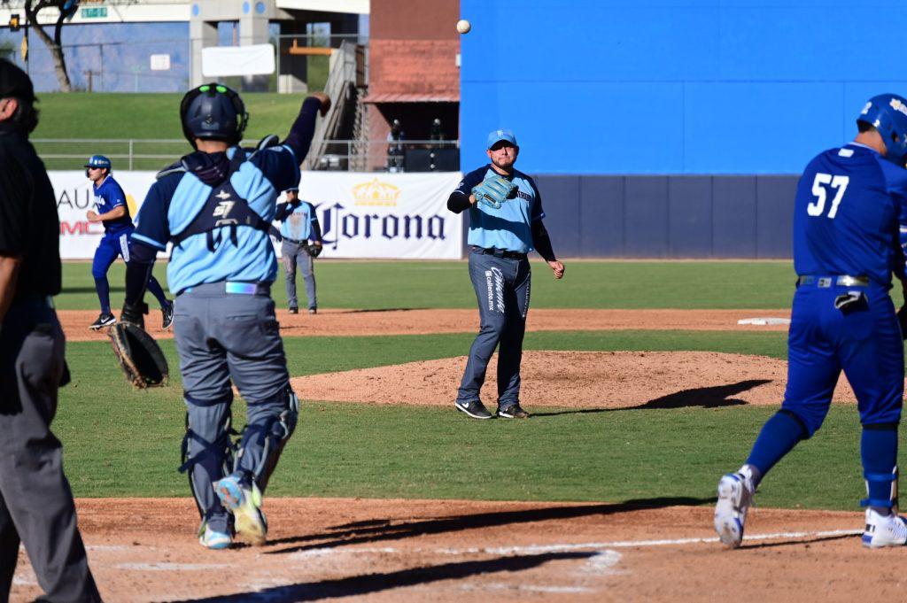 $!Yaquis remontan en la sexta y vencen a Algodoneros en cierre de la Mexican Baseball Fiesta