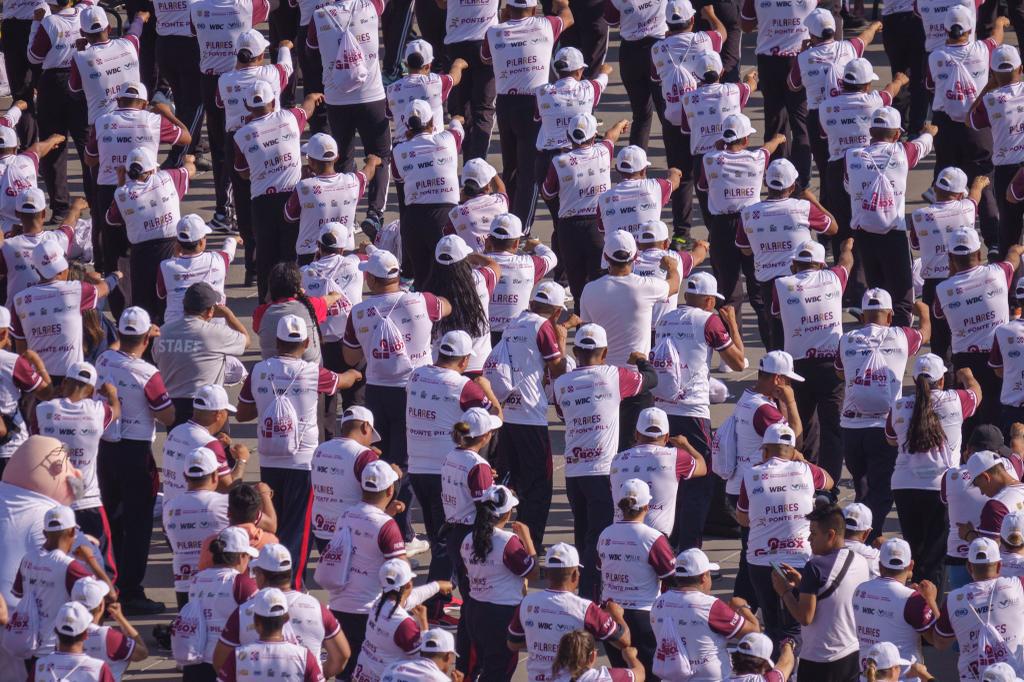 $!Julio César Chávez encabeza Clase Masiva de Boxeo en CDMX