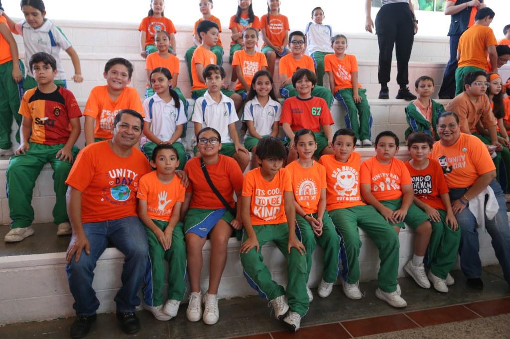 $!Alumnos de 5°B de primaria a cargo de los maestros Eduardo Madrigal y Miriam Soria