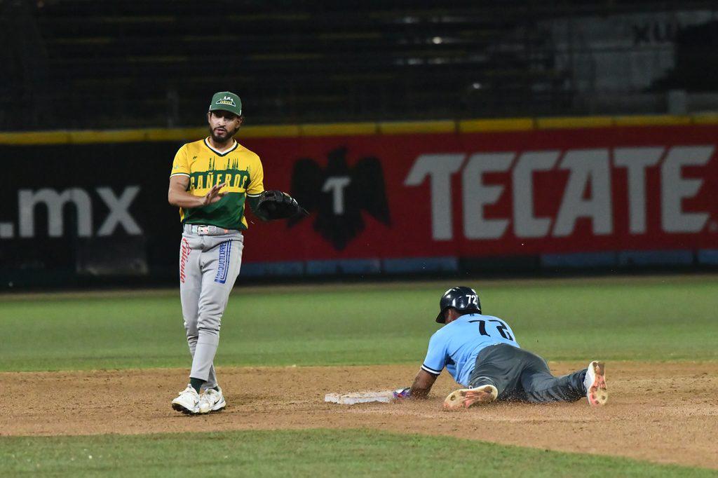 $!Algodoneros de Guasave blanquea a Cañeros de Los Mochis en la Copa Gobernadora