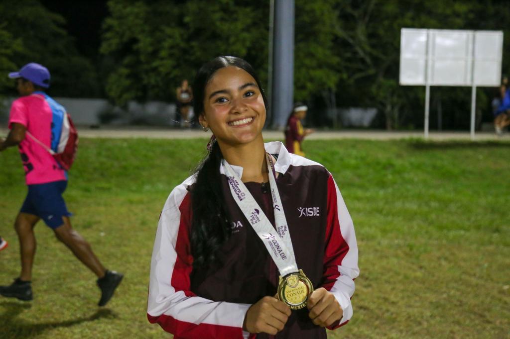 $!Jennifer Tirado Chavarín hace historia al romper récord en los Nacionales Conade