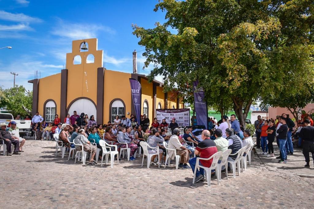 $!Le ‘llueven’ al Alcalde peticiones de servicios en zona rural de Mazatlán