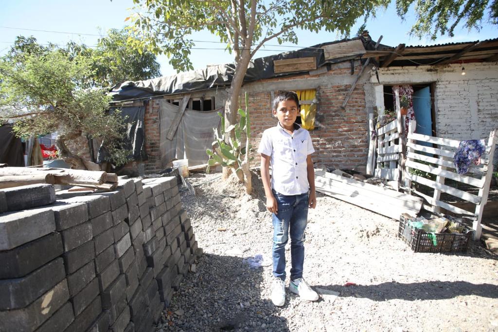 $!SÉ UN REY MAGO | Eduin sueña con ser futbolista; quiere un balón e ir al estadio Kraken