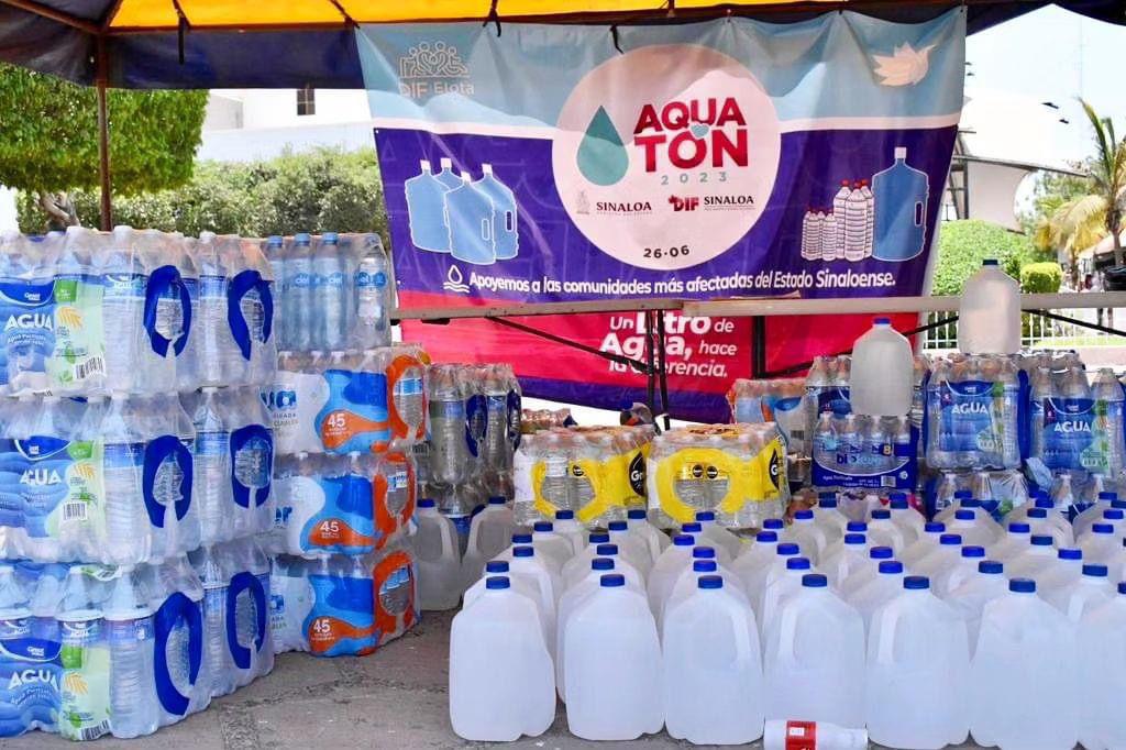 $!DIF Elota recolecta agua embotellada para apoyar a comunidades