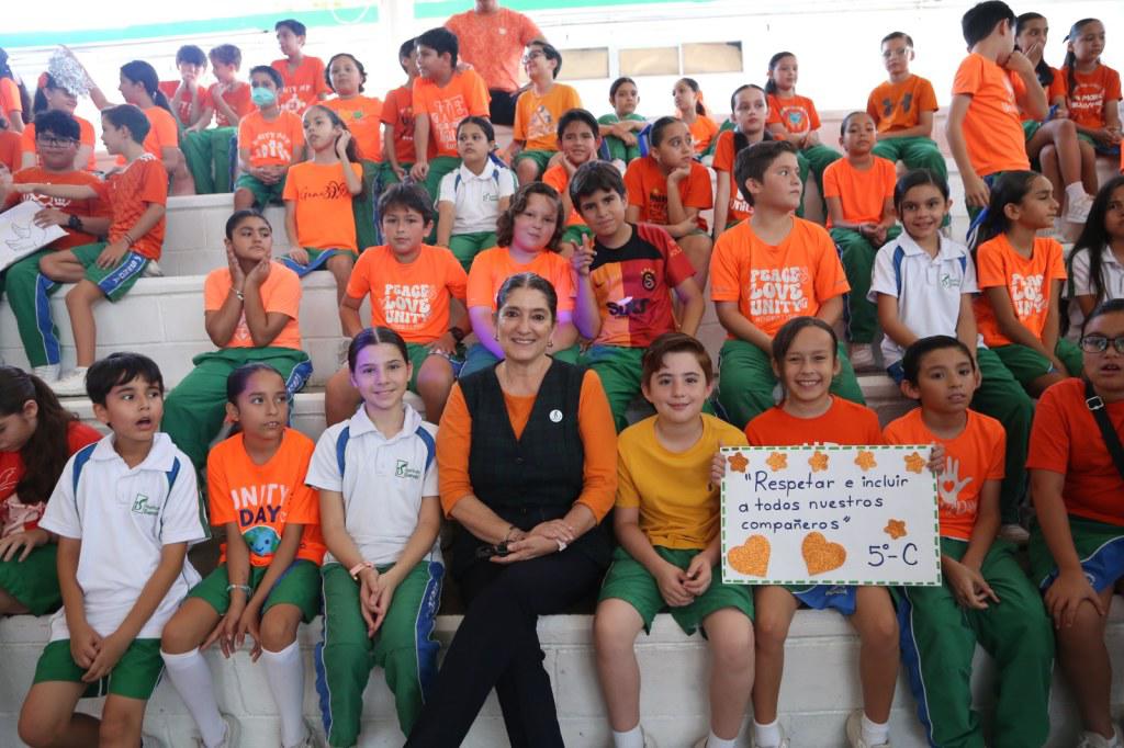 $!Alumnos de 5°C de primaria a cargo de la maestra Sara Zazueta.