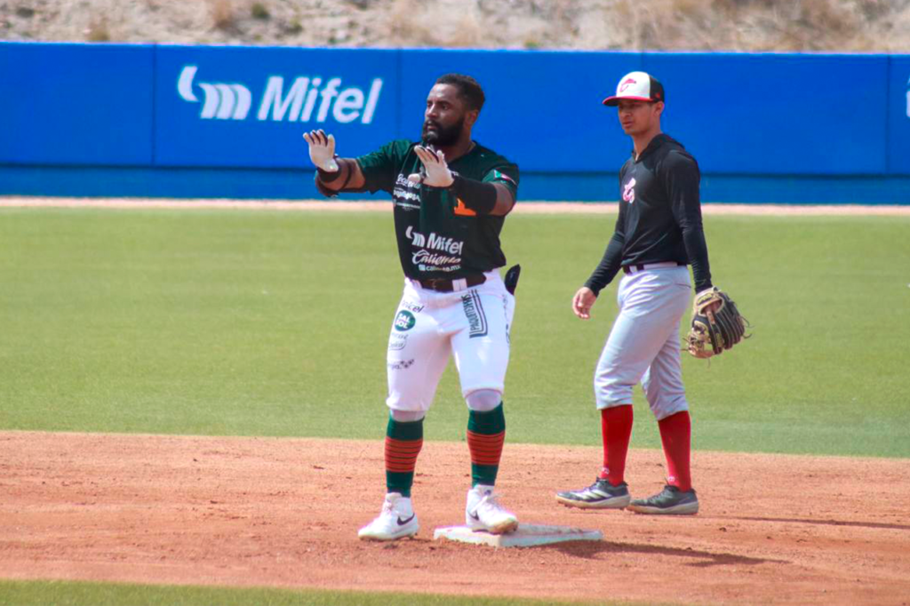 $!Ruge el pitcheo de Leones en su primer juego de pretemporada en Mazatlán