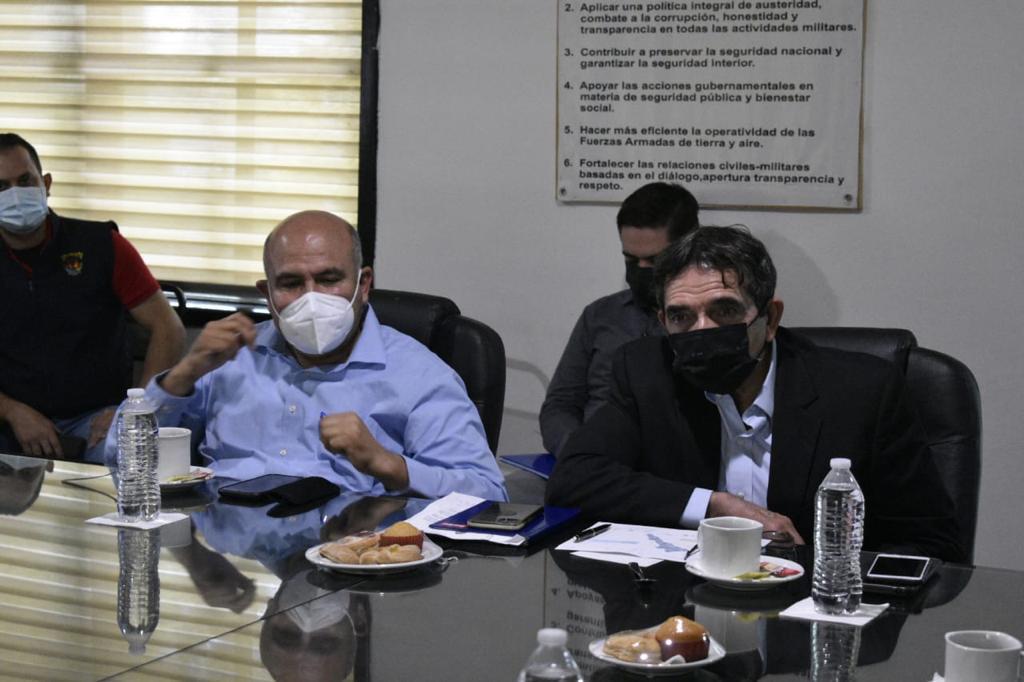 $!En Culiacán cambian a la Novena Zona Militar la sede de vacunación Covid para adolescentes de 15 a 17 años