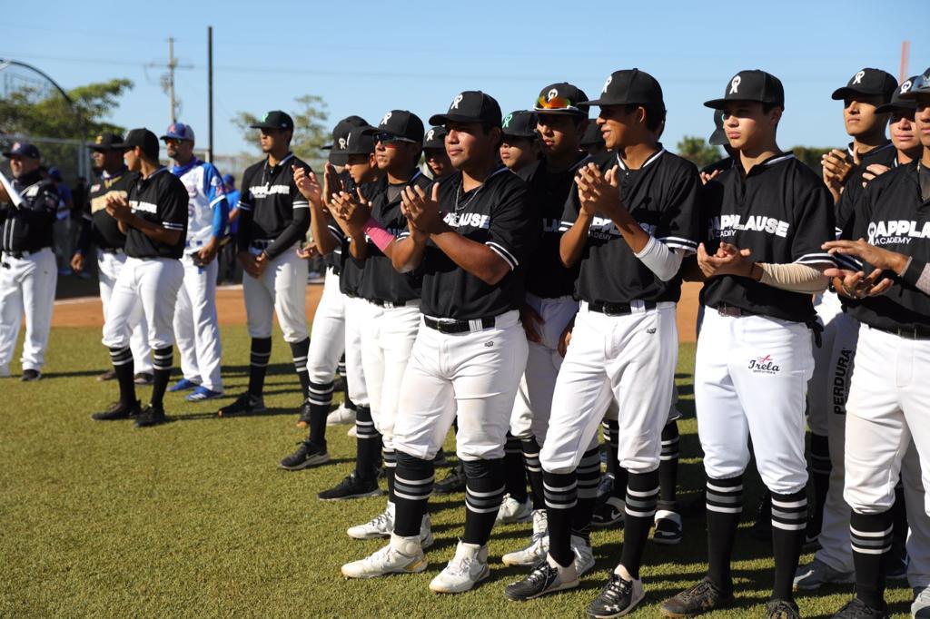 $!‘El Químico’ destaca talento en Mazatlán para el beisbol