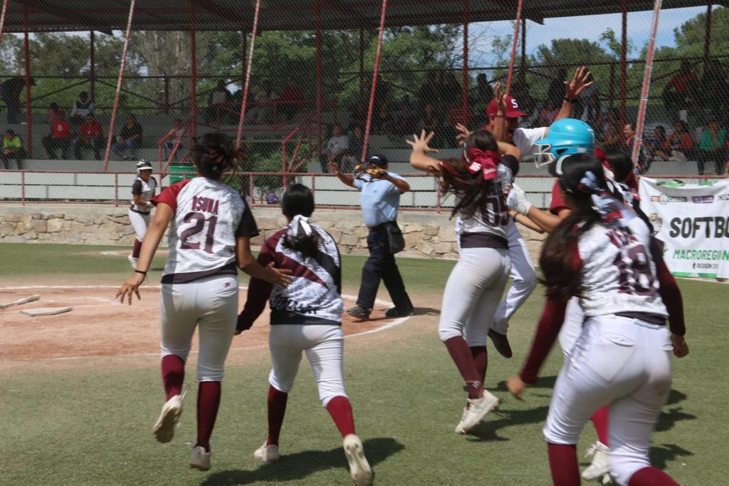 $!Sinaloa logra dos boletos en softbol para Nacionales Conade