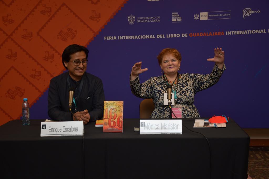 $!Enrique Escalona y Mónica Maristain en la Fil de Guadalajara.