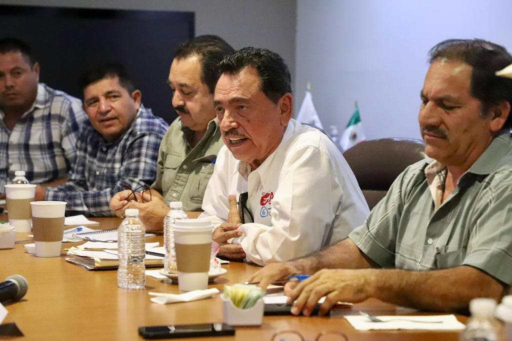 $!Gobierno de Sinaloa dará 15 millones de pesos a cooperativas pesqueras