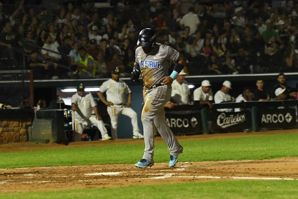 $!Orlando Piña pega grand slam y Algodoneros vence con autoridad a Cañeros