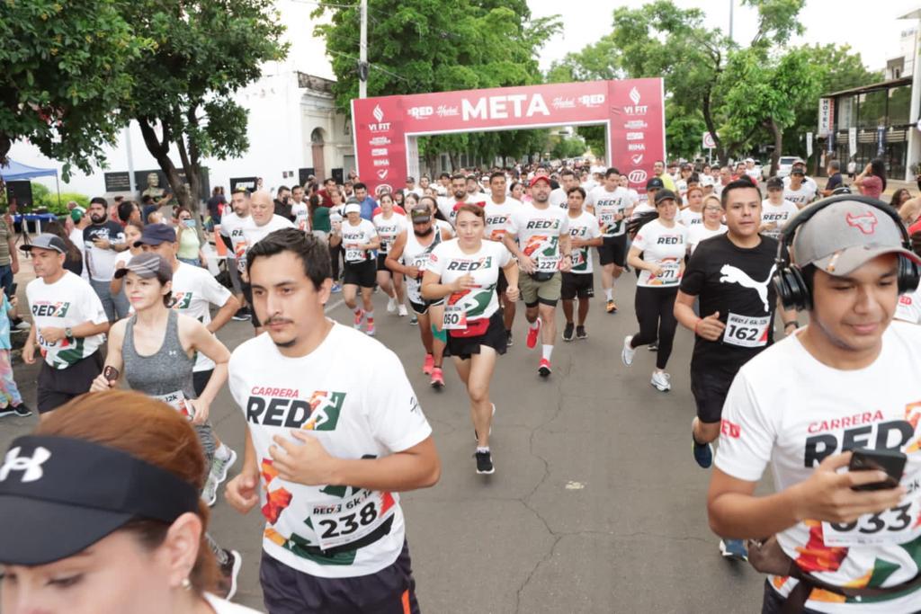 $!Flor Parra y Edwin Madrigal se llevan las palmas de la Carrera Red