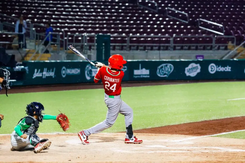 $!Yael Cervantes responde, pero México Rojo cae ante México Verde en la Serie del Caribe Kids