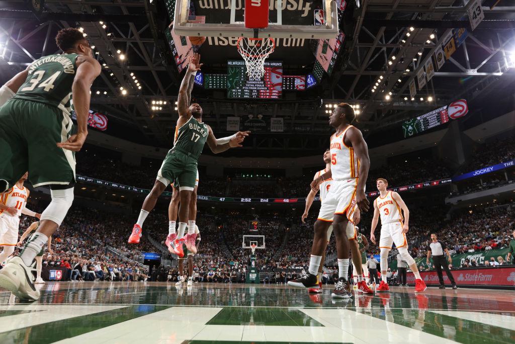 $!Un Trae Young sensacional le da la victoria a Atlanta Hawks en la fortaleza de Milwaukee Bucks