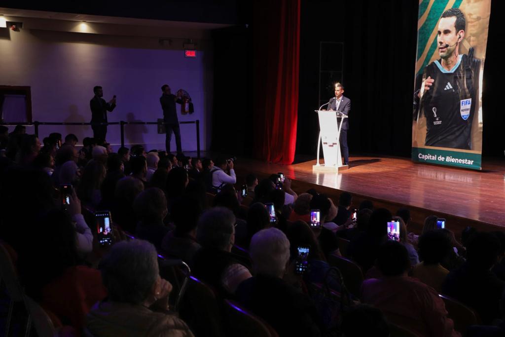 $!Culiacán llena de reconocimientos a César Ramos