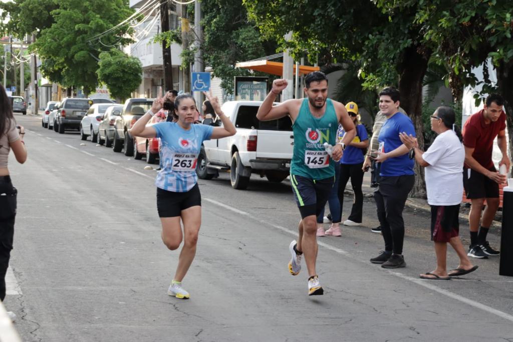 $!Flor Parra y Edwin Madrigal se llevan las palmas de la Carrera Red