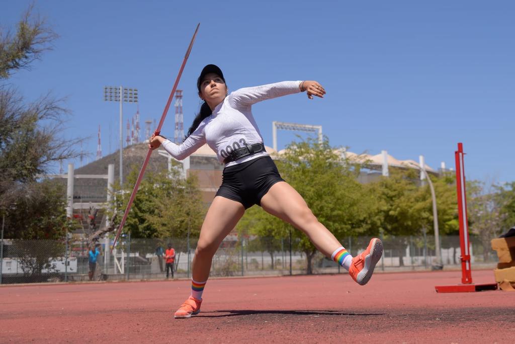 $!El lanzamiento de jabalina fue parte de las pruebas en Los Mochis.